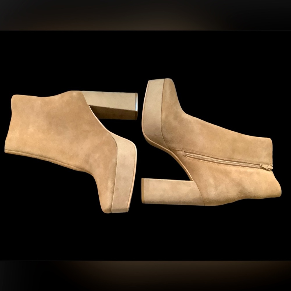 Suede platform block heel ankle bootie. NIB. SZ. 9 ( camel shade) - Picture 2 of 6